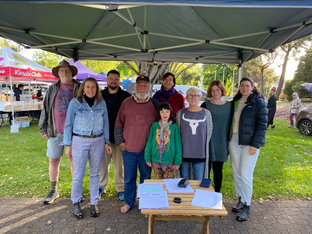 adelaide hills farmers market committee